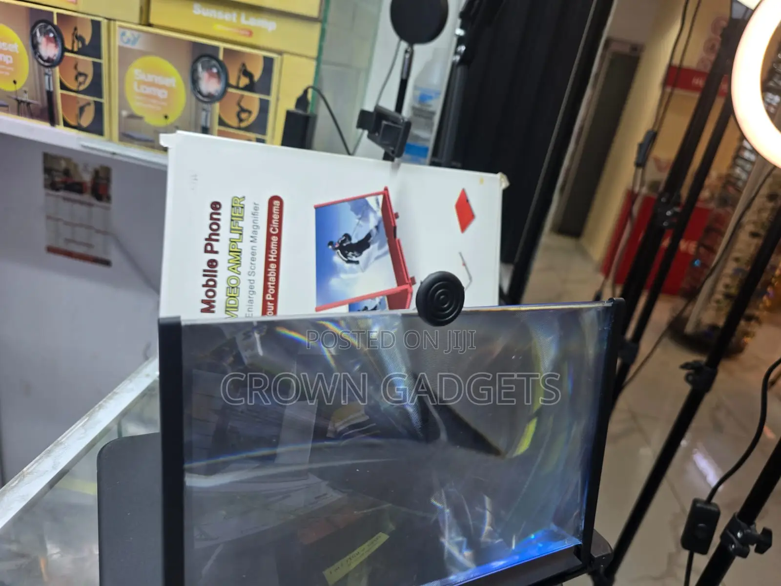 Smartphone Screen Magnifier 4X Zoom for Movies Gaming