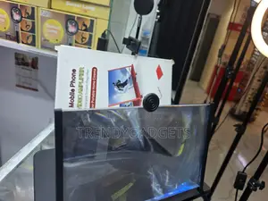 Smartphone Screen Magnifier 4X Zoom for Movies Gaming