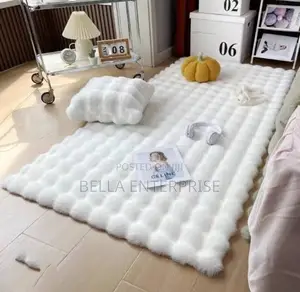 Burbbles Textured Bedside matSoft Rabbit Fur finishNon Grip60×180