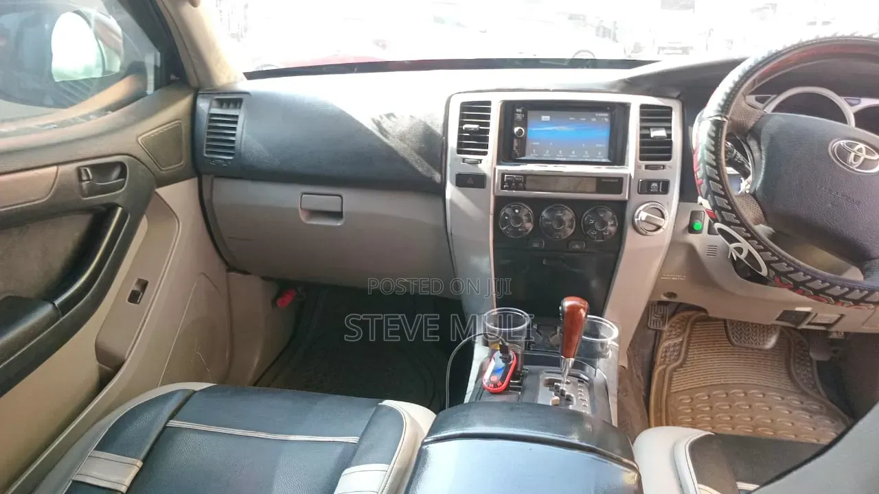 Toyota Hilux Surf 2004 Black