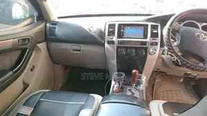 Toyota Hilux Surf 2004 Black