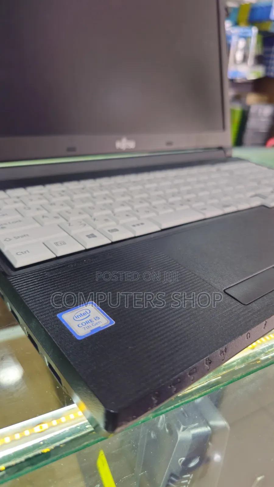Laptop Fujitsu Lifebook A579 8GB Intel Core i5 HDD 500GB