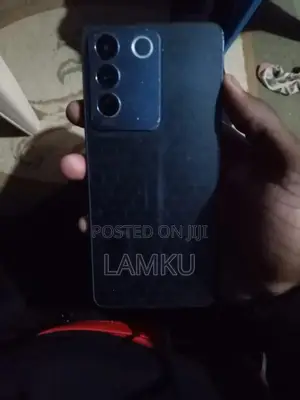 Vivo V27 256 GB Black
