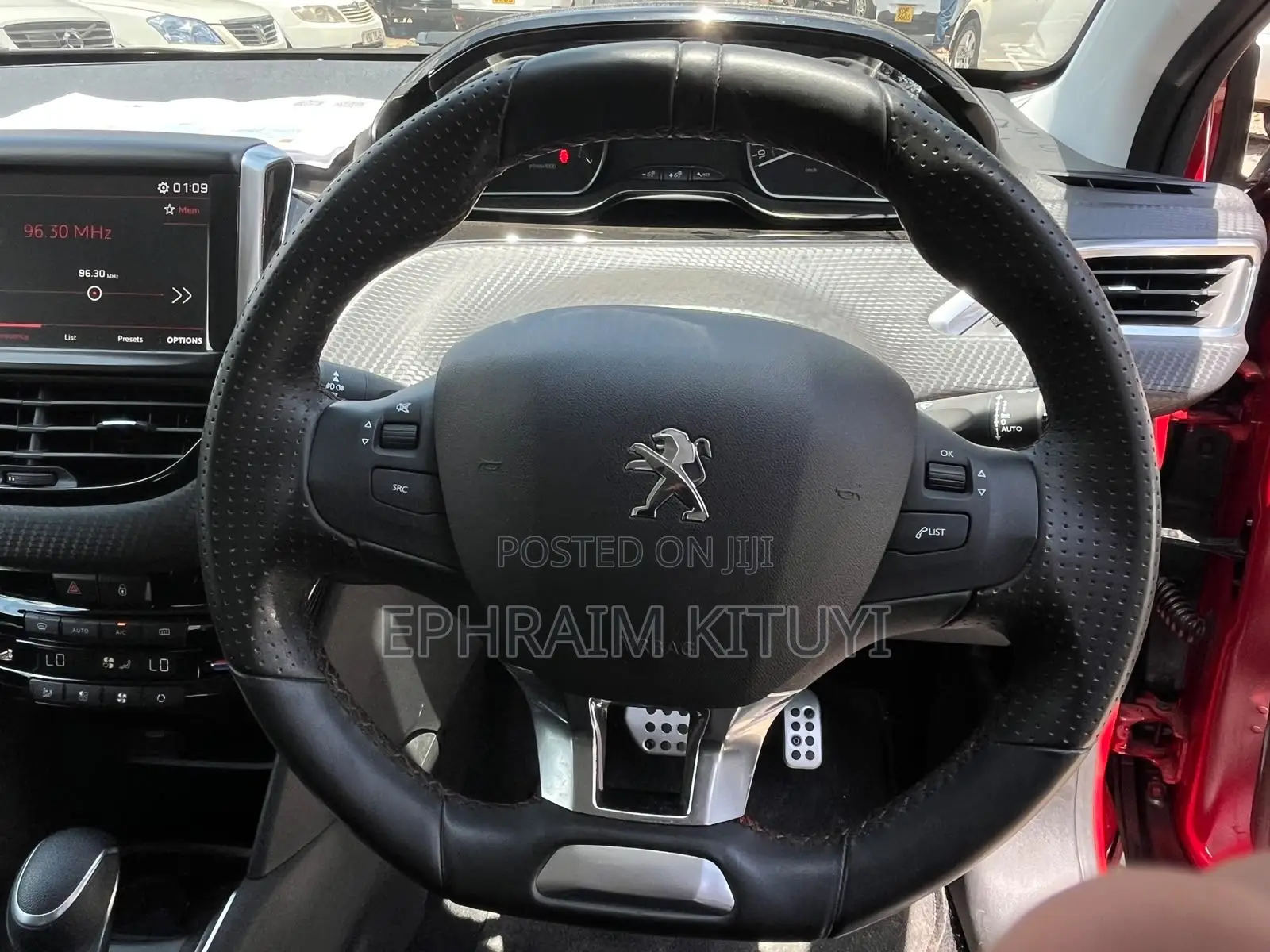 Peugeot 208 2019 Red