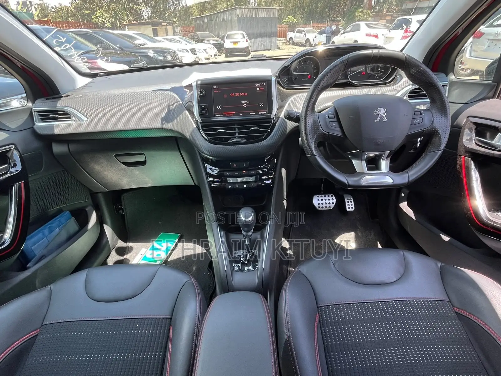 Peugeot 208 2019 Red