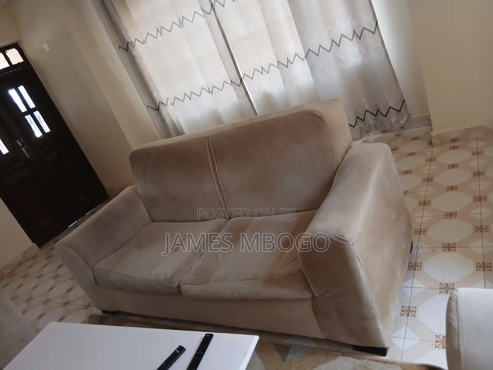 Living Room Seats