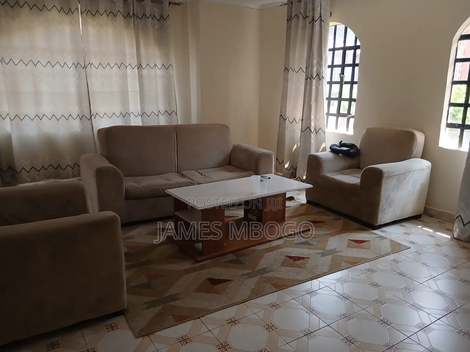 Living Room Seats