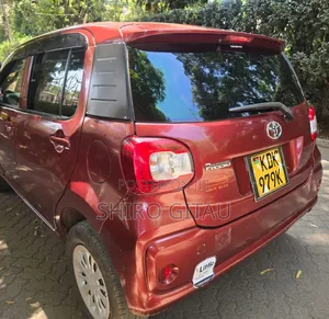 Toyota Passo 2016 Burgundy