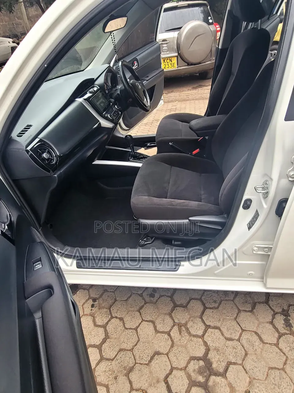 Toyota Axio 2018 Off white