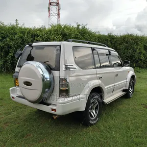 Toyota Land Cruiser Prado 2001 White