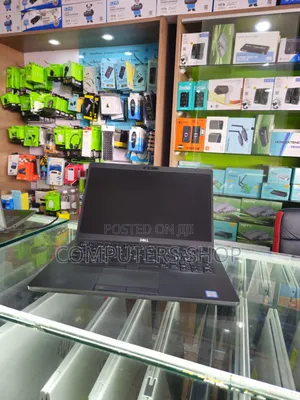 Laptop Dell Latitude 5400 16GB Intel Core i7 SSD 512GB