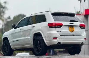 Jeep Cherokee 2018 White