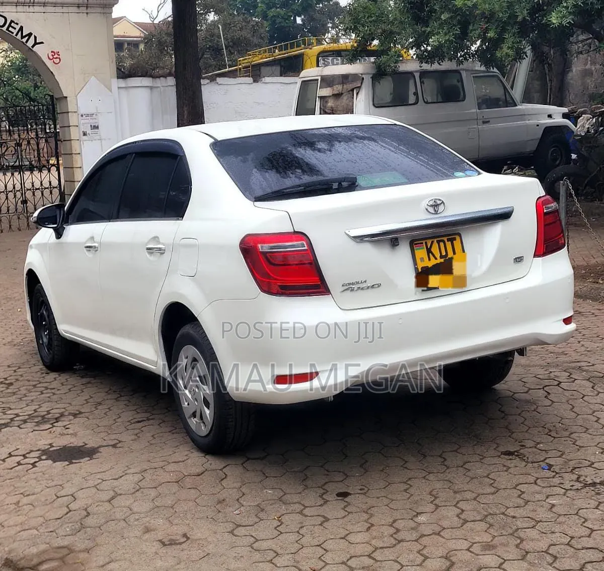 Toyota Axio 2018 Off white