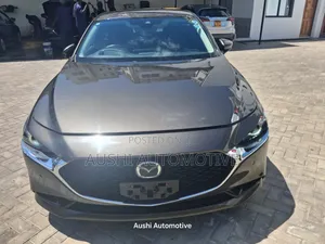 Mazda 3 2019 Brown