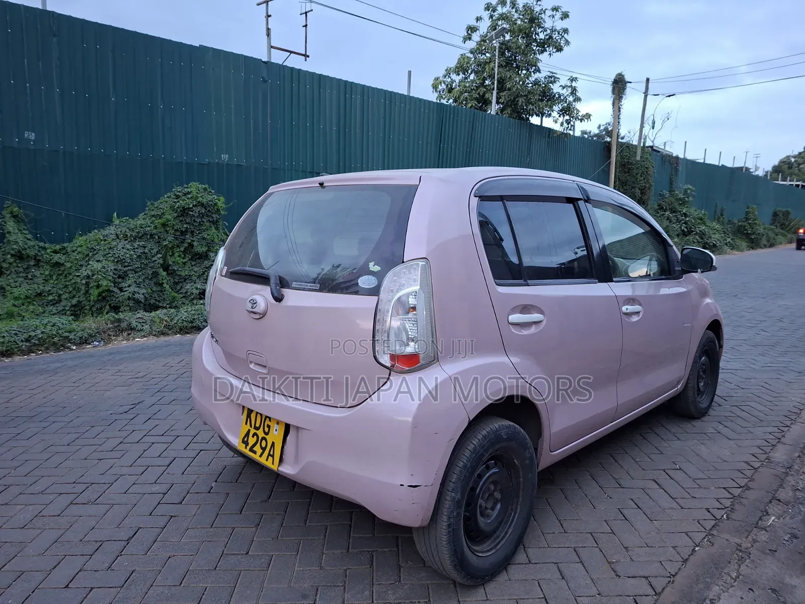 Toyota Passo 2015 Pink