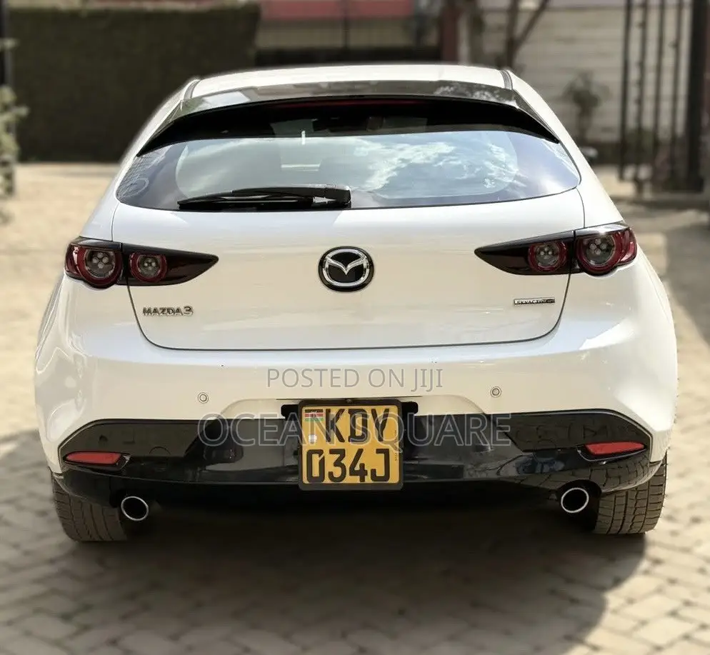 Mazda Axela 2019 White