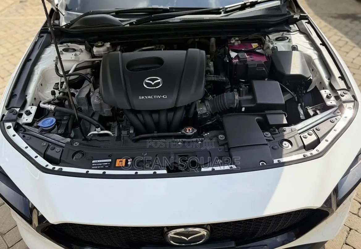 Mazda Axela 2019 White
