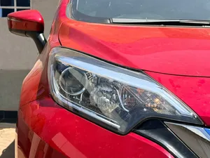 Nissan Note 2019 Red