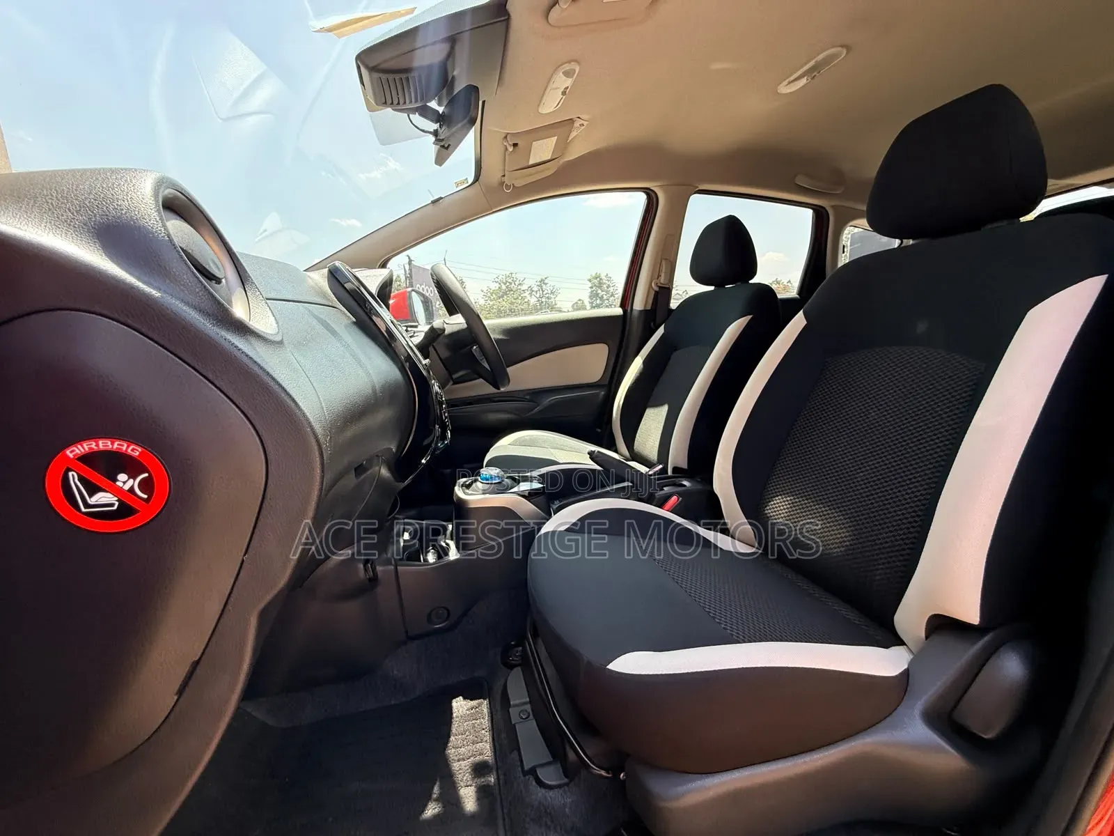 Nissan Note 2019 Red