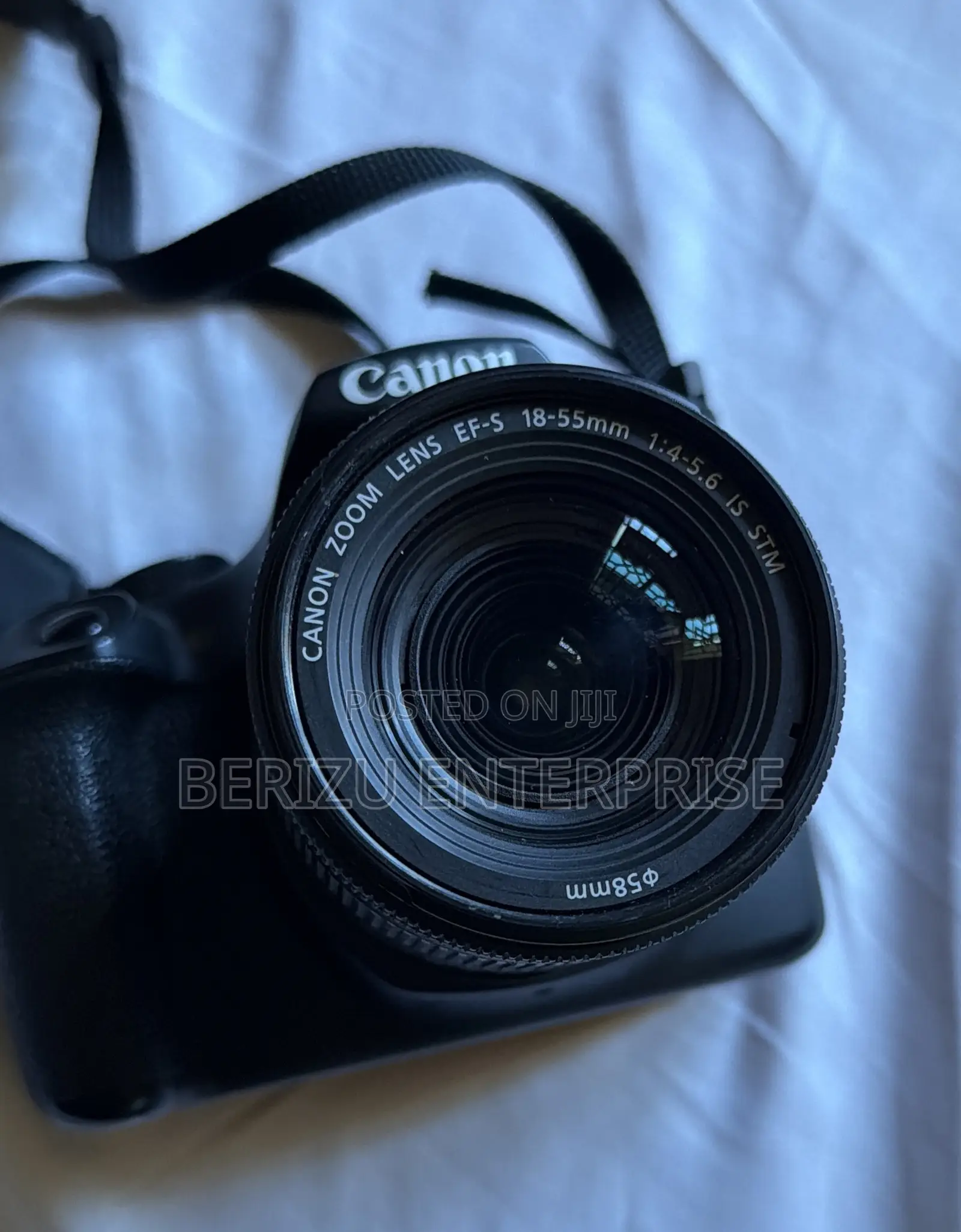 Canon EOS Rebel T7 DSLR Camera – Excellent Condition