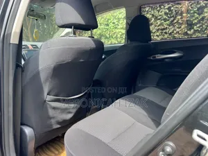 Toyota Auris 2011 Black