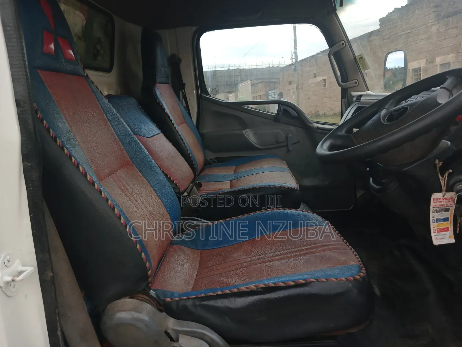 Mitsubishi FE85 Canter
