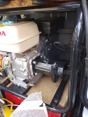 Heavy Duty Honda Vibrator Generator Machine/9hp Vibrator Generator