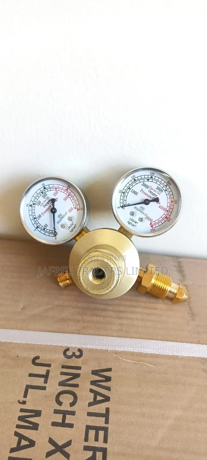 Oxygen Regulator-Single Stage 2 Guage-Jtmax Brand10 Bar (Max)