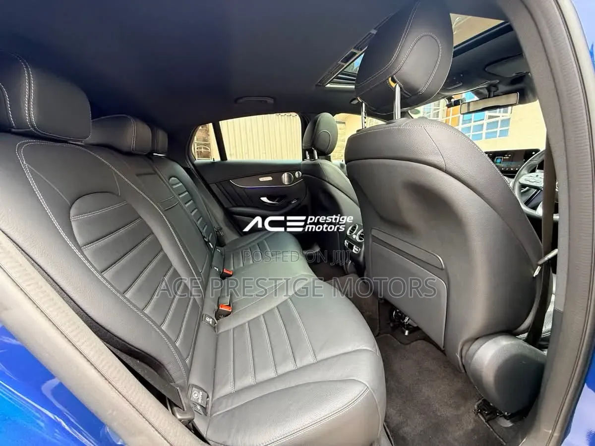 Mercedes-Benz GLC-Class 2019 Blue