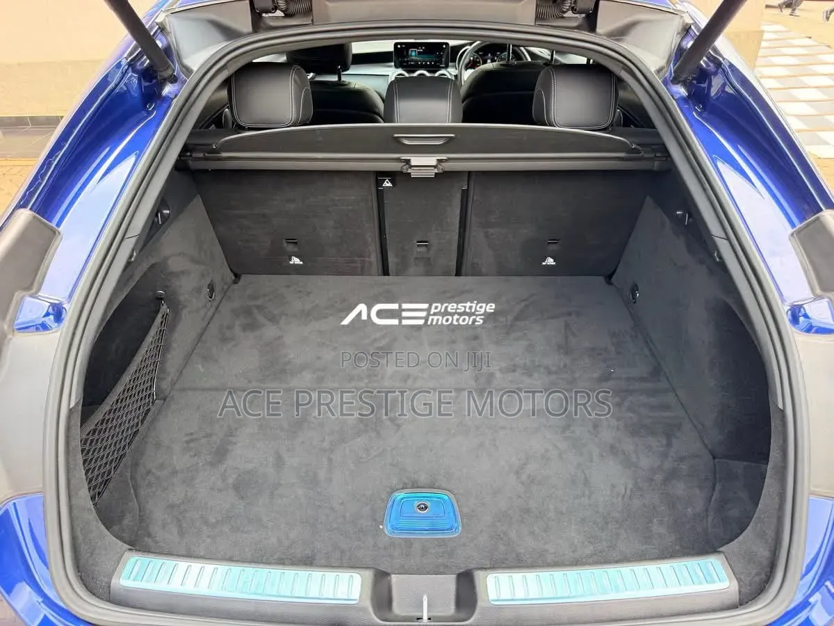 Mercedes-Benz GLC-Class 2019 Blue