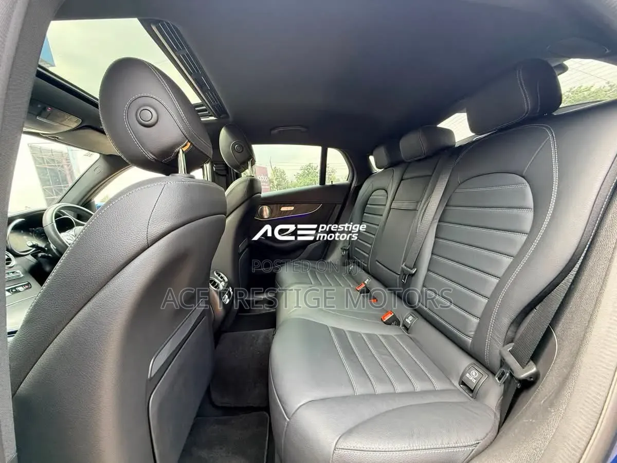 Mercedes-Benz GLC-Class 2019 Blue