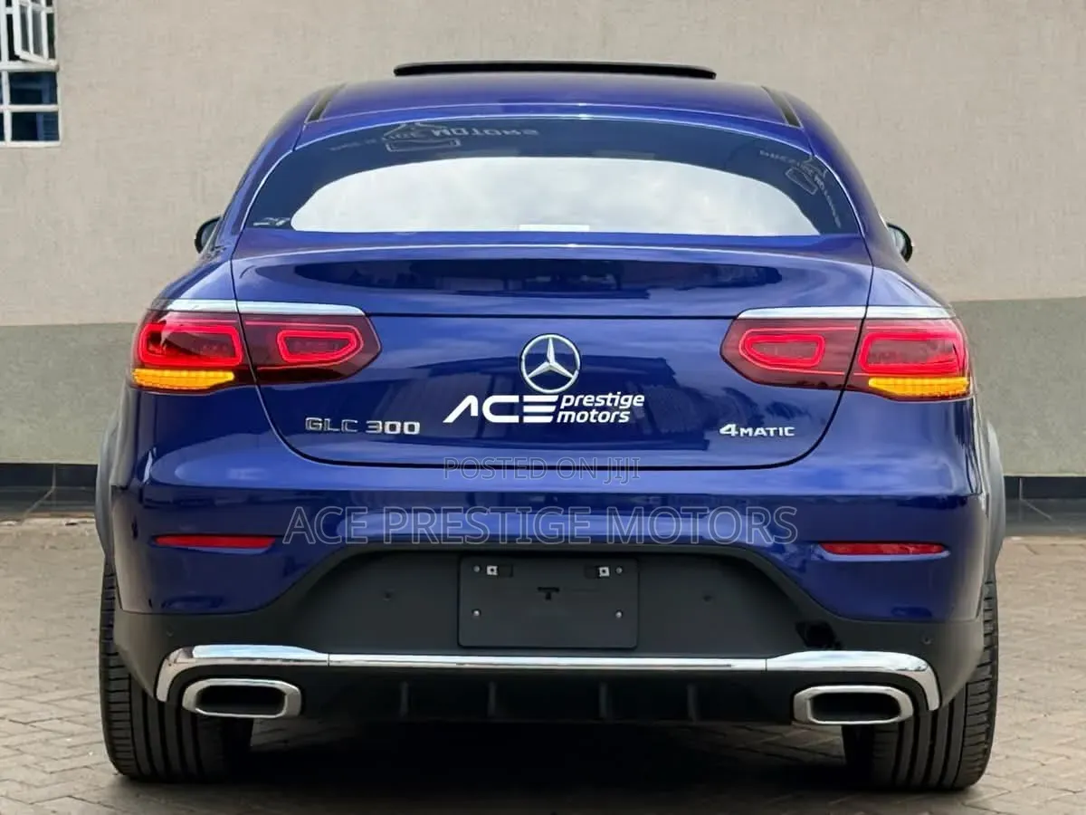 Mercedes-Benz GLC-Class 2019 Blue