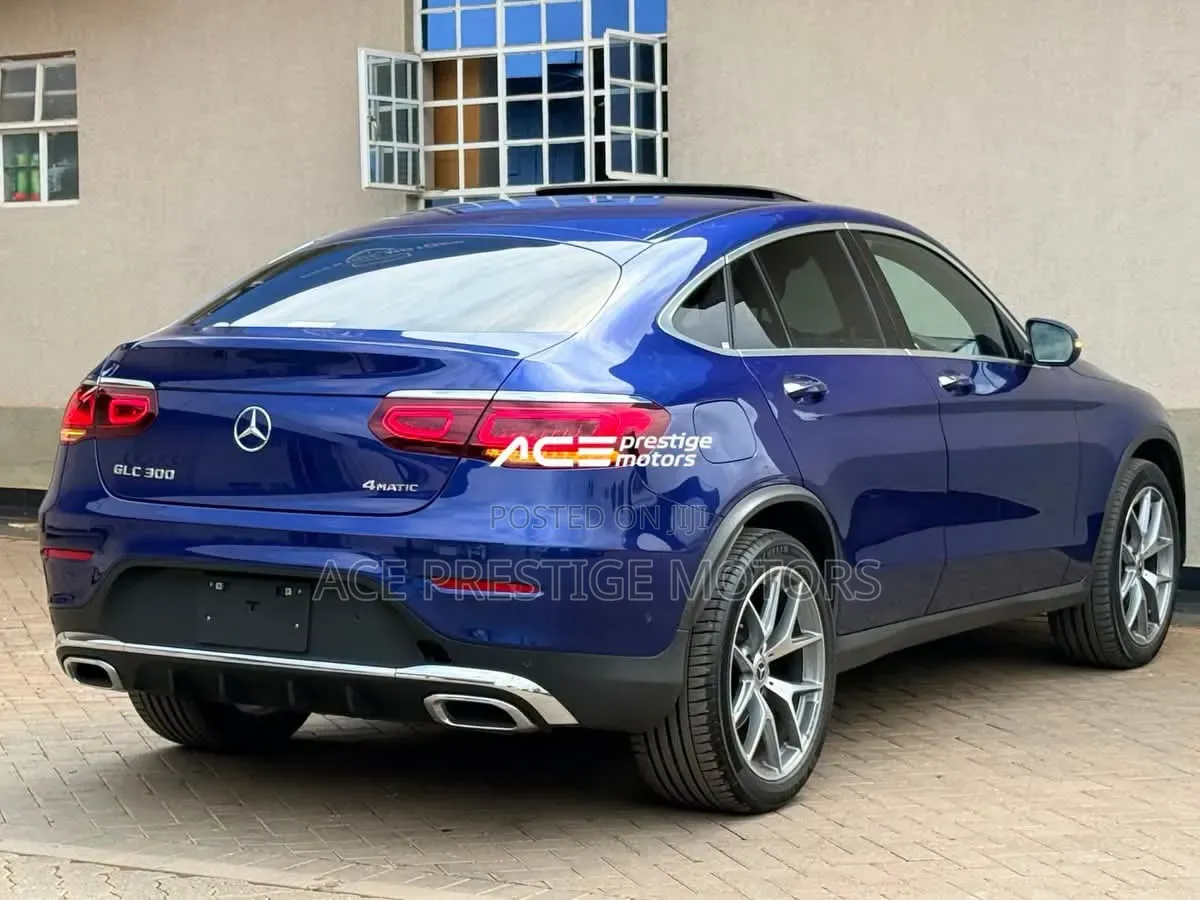Mercedes-Benz GLC-Class 2019 Blue