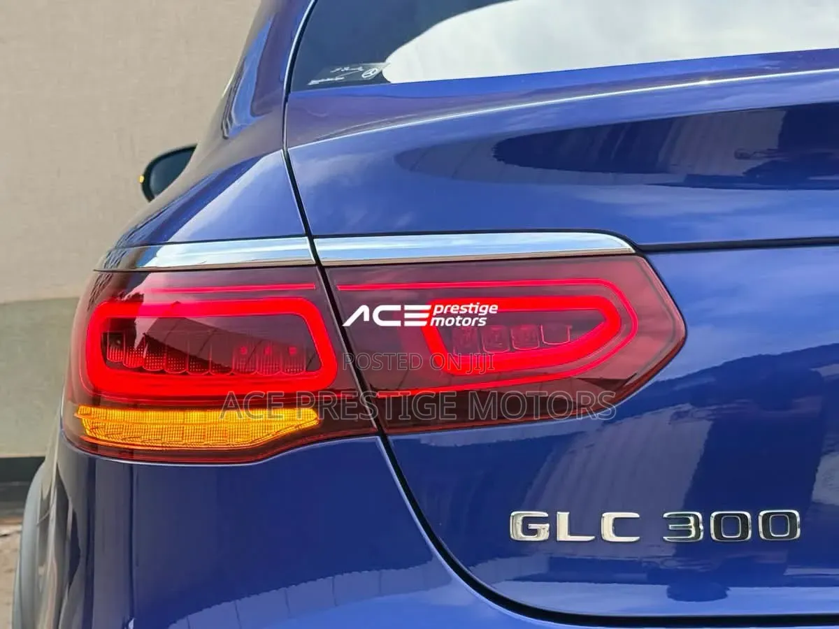 Mercedes-Benz GLC-Class 2019 Blue