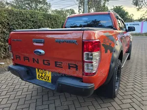 Ford Ranger Wildtrak 2014 Orange