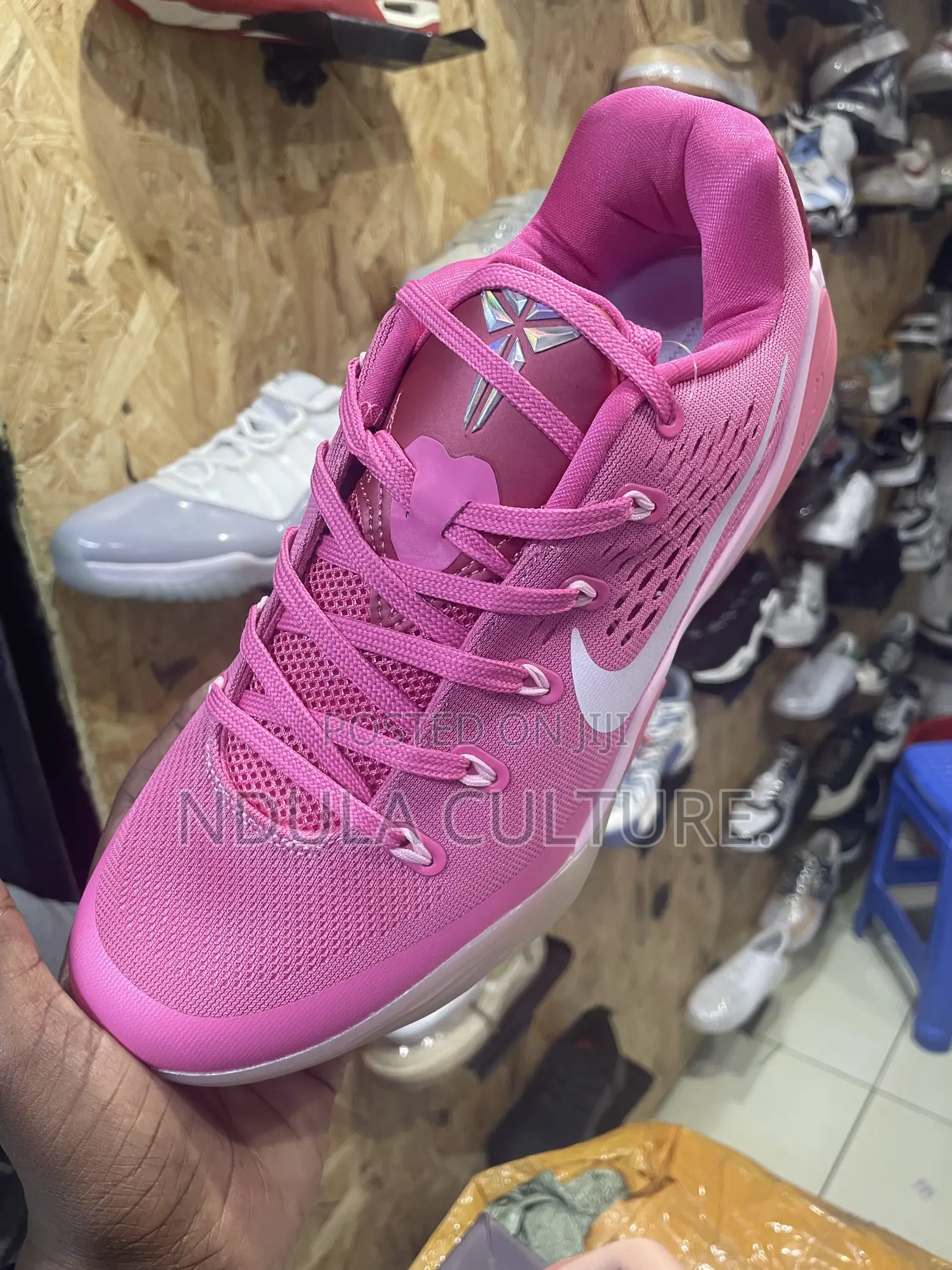 Nike Kobe 9 EM Low Protro