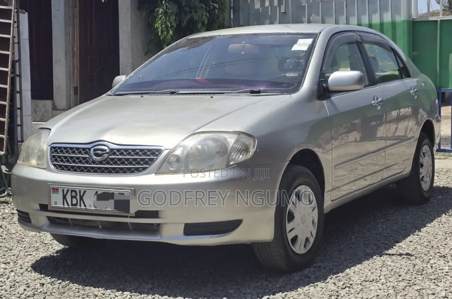 Toyota Corolla 2004 Gold