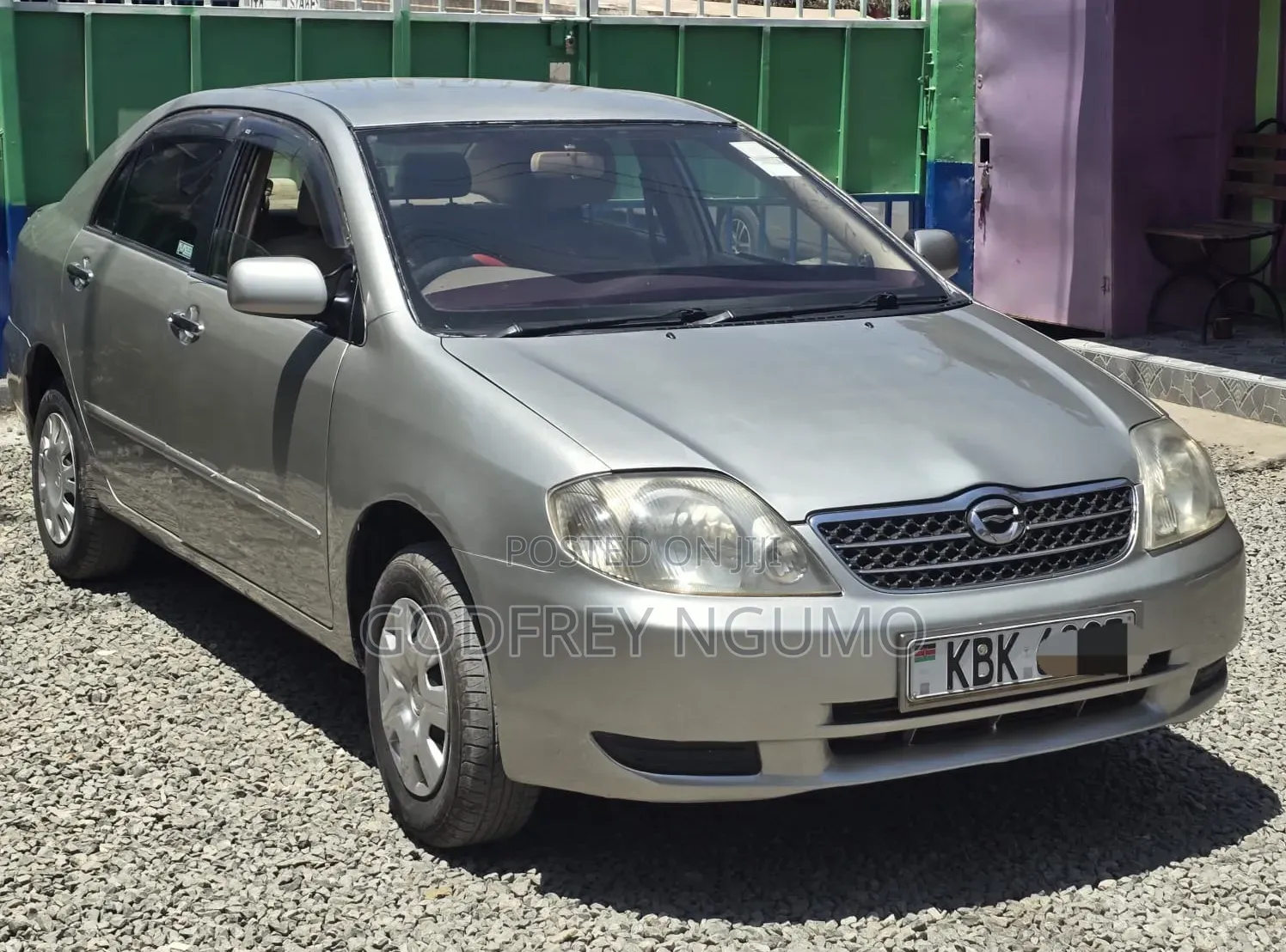 Toyota Corolla 2004 Gold