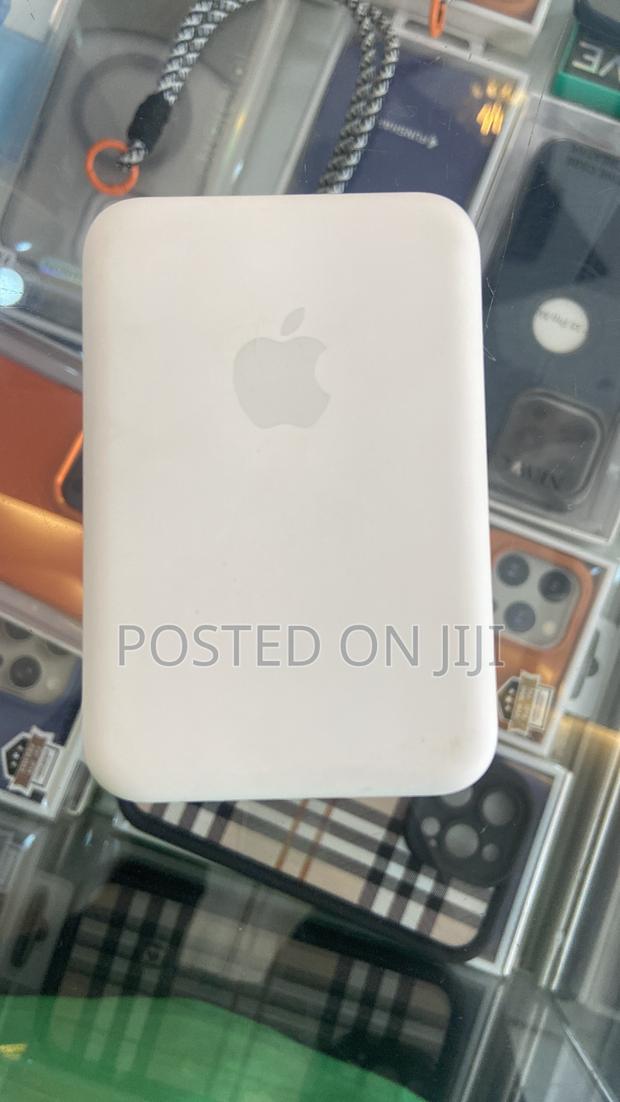 Apple Magsafe Power Bank - thumbnail 3