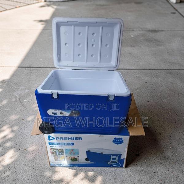 Cold Retention Premier 100L Portable Cooler Box Ice Box Chiller