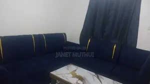 L Seater (Capacity 7 Seats)