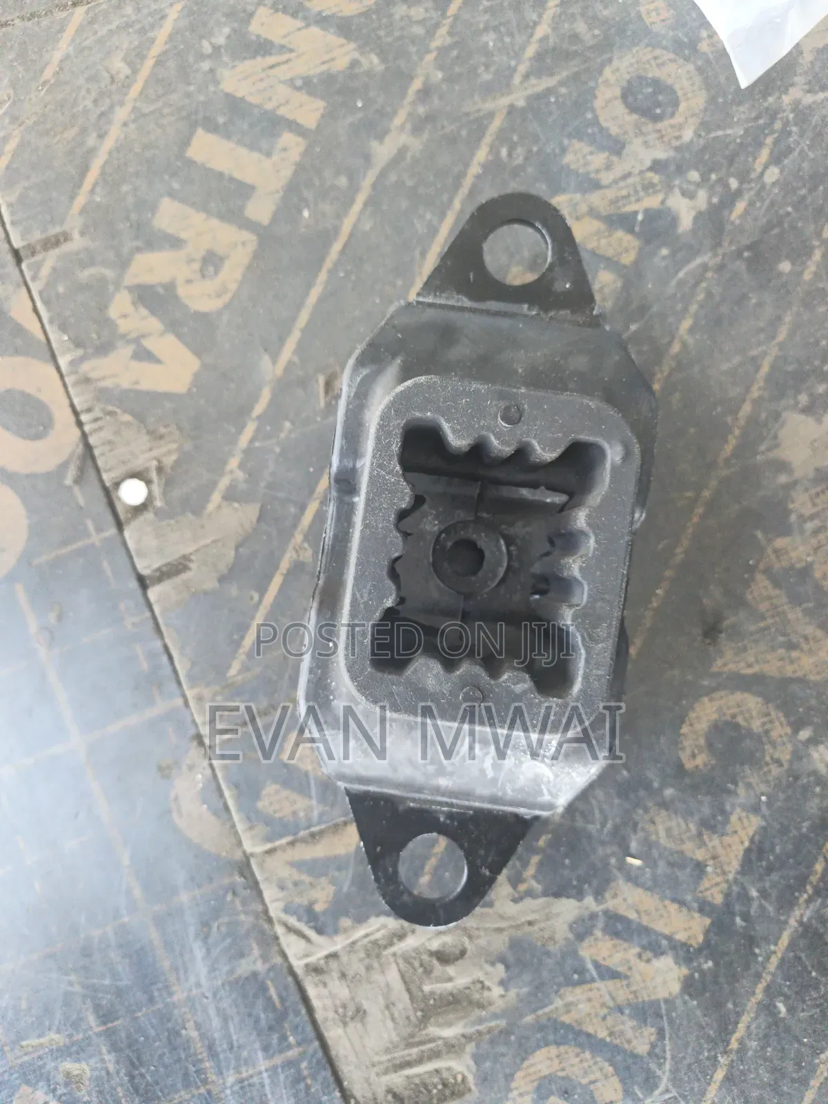 Nissan Note/March 2012 Gearbox Mounting