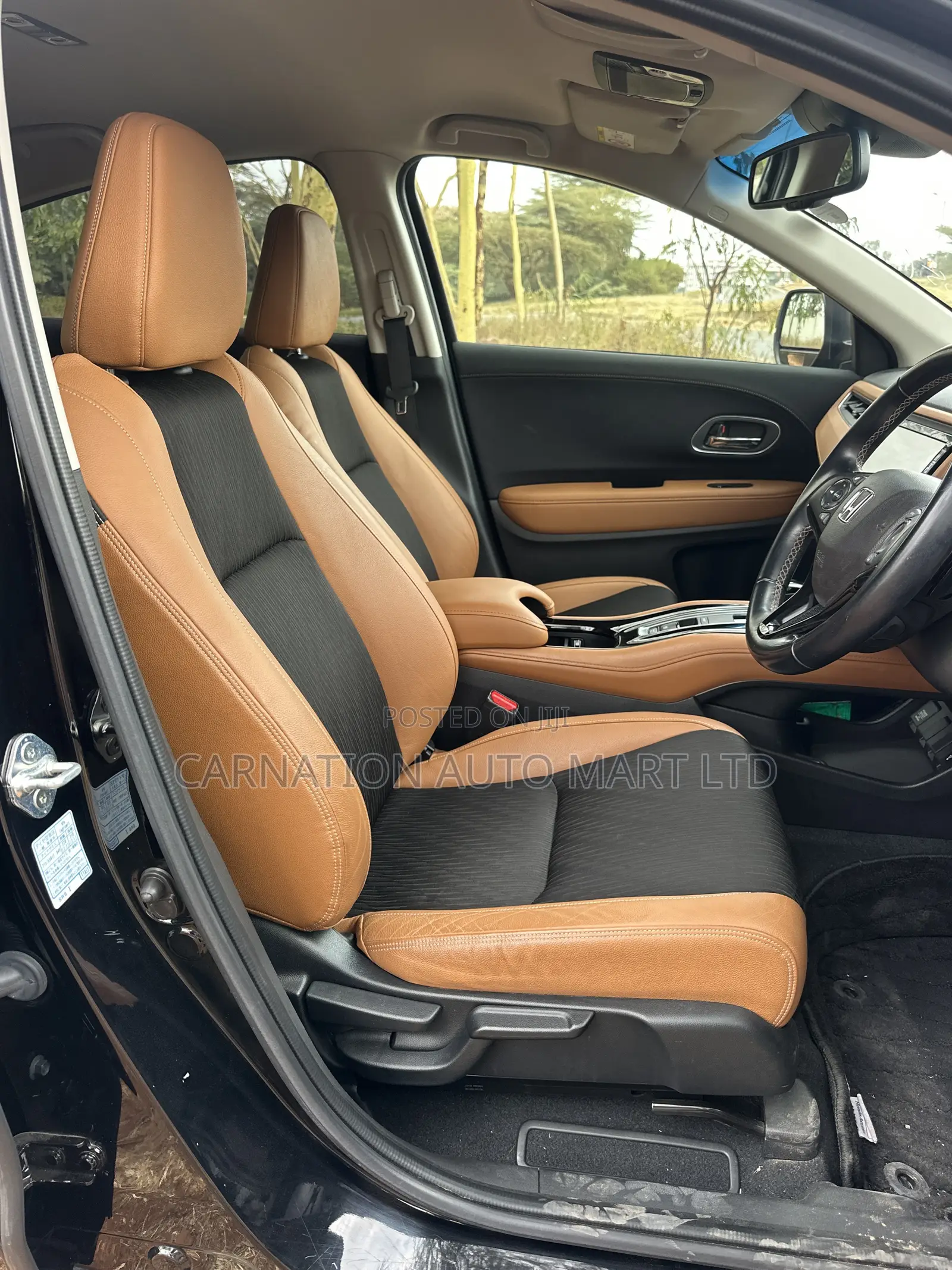 Honda Vezel 1.5 Hybrid 4WD 2019 Black