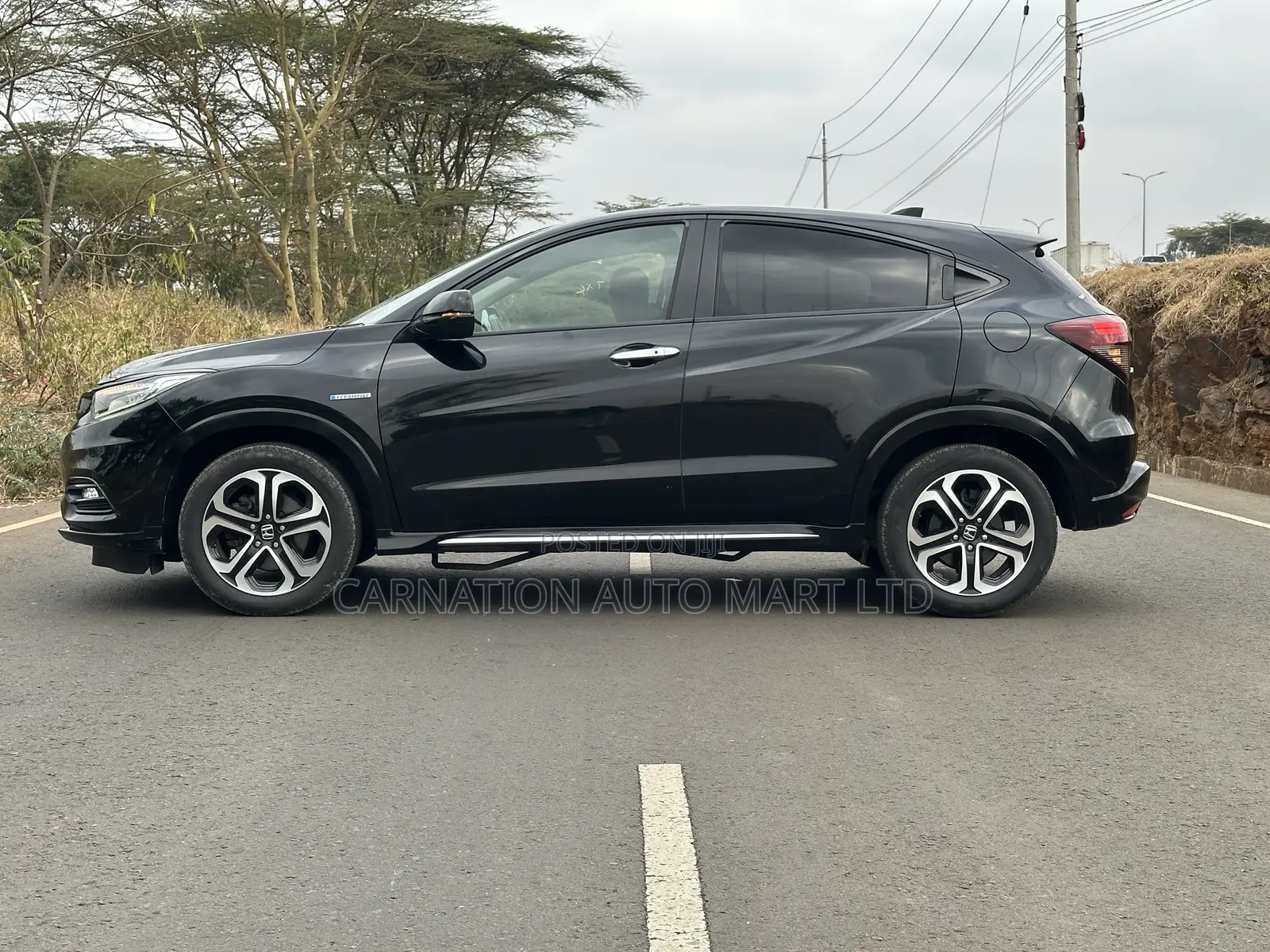 Honda Vezel 1.5 Hybrid 4WD 2019 Black