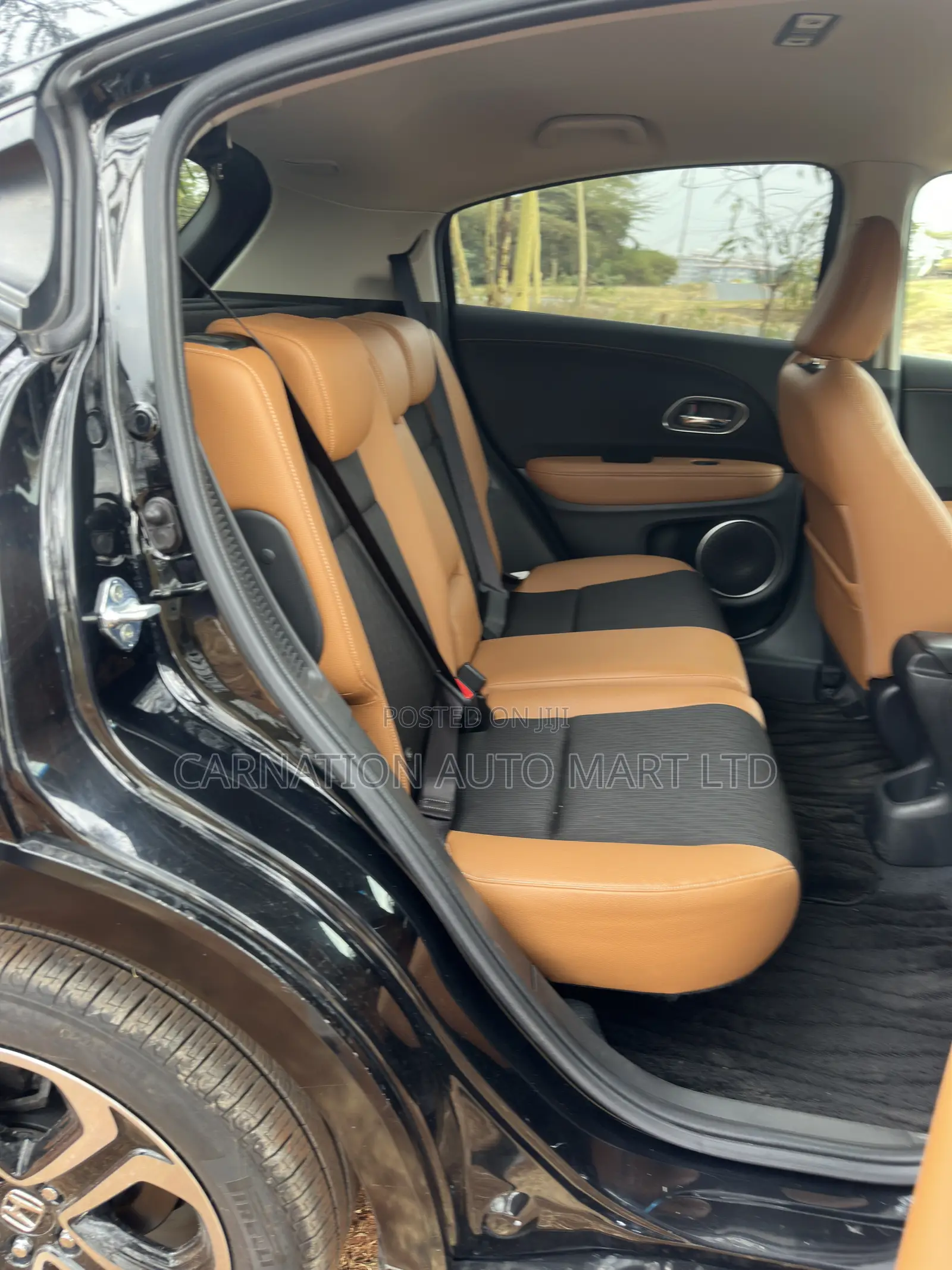 Honda Vezel 1.5 Hybrid 4WD 2019 Black