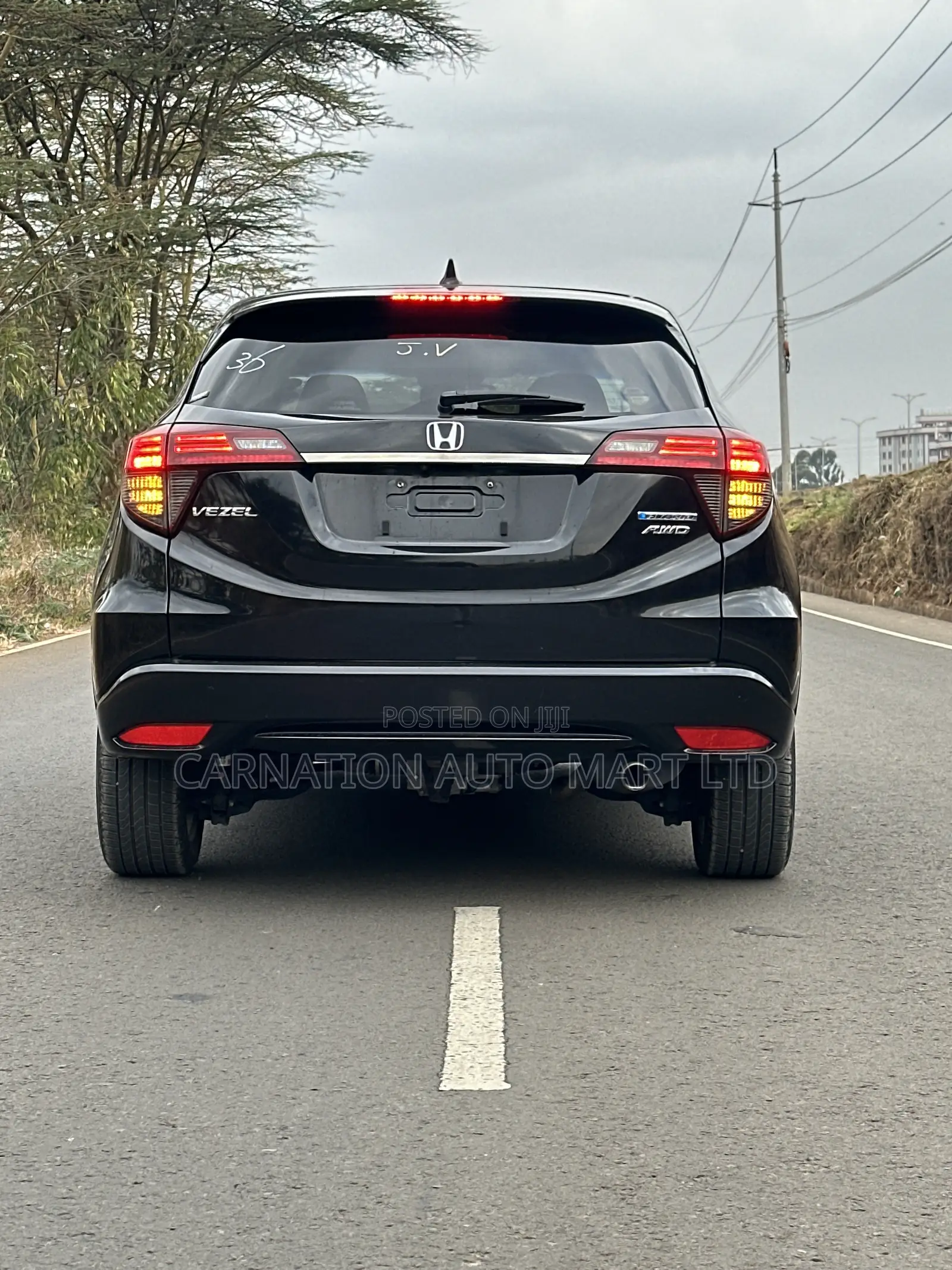 Honda Vezel 1.5 Hybrid 4WD 2019 Black