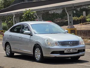 Nissan Bluebird 2012 Silver