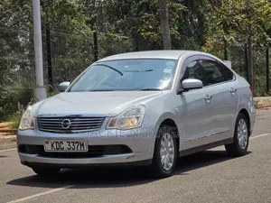 Nissan Bluebird 2012 Silver