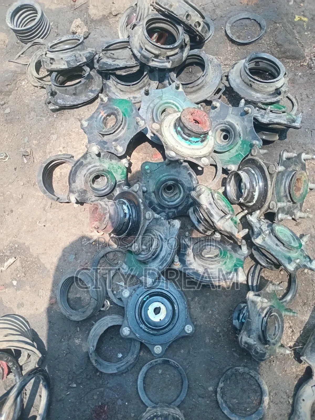 Honda Ri4 Shock Mounting