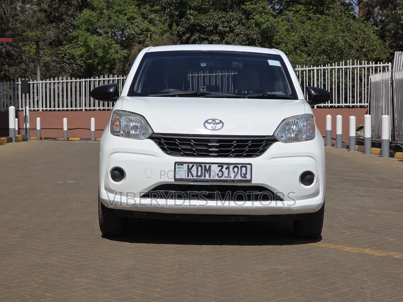 Toyota Passo 2017 White